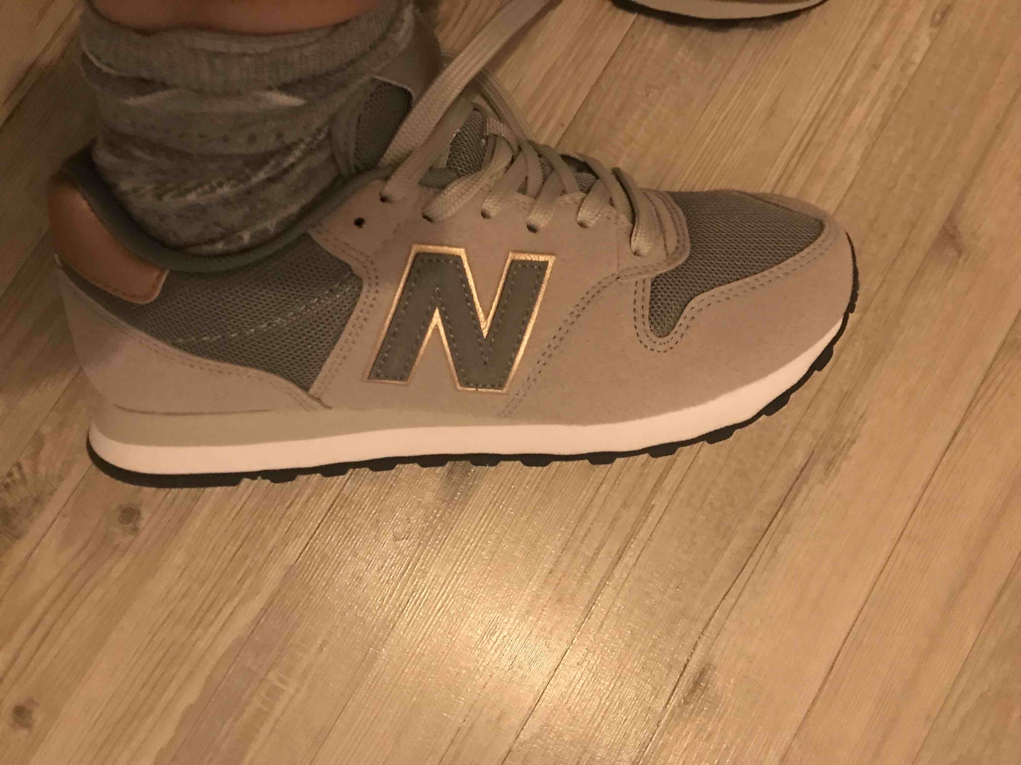 اسنیکر زنانه نیوبالانس New Balance اورجینال GW500TSW photo review