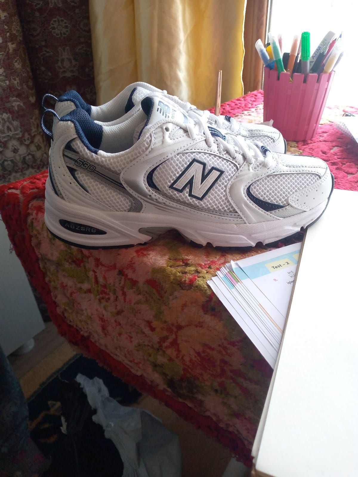 اسنیکر زنانه نیوبالانس New Balance اورجینال MR530SG photo review