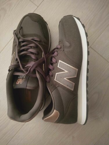 اسنیکر زنانه نیوبالانس New Balance اورجینال GW500TSG photo review