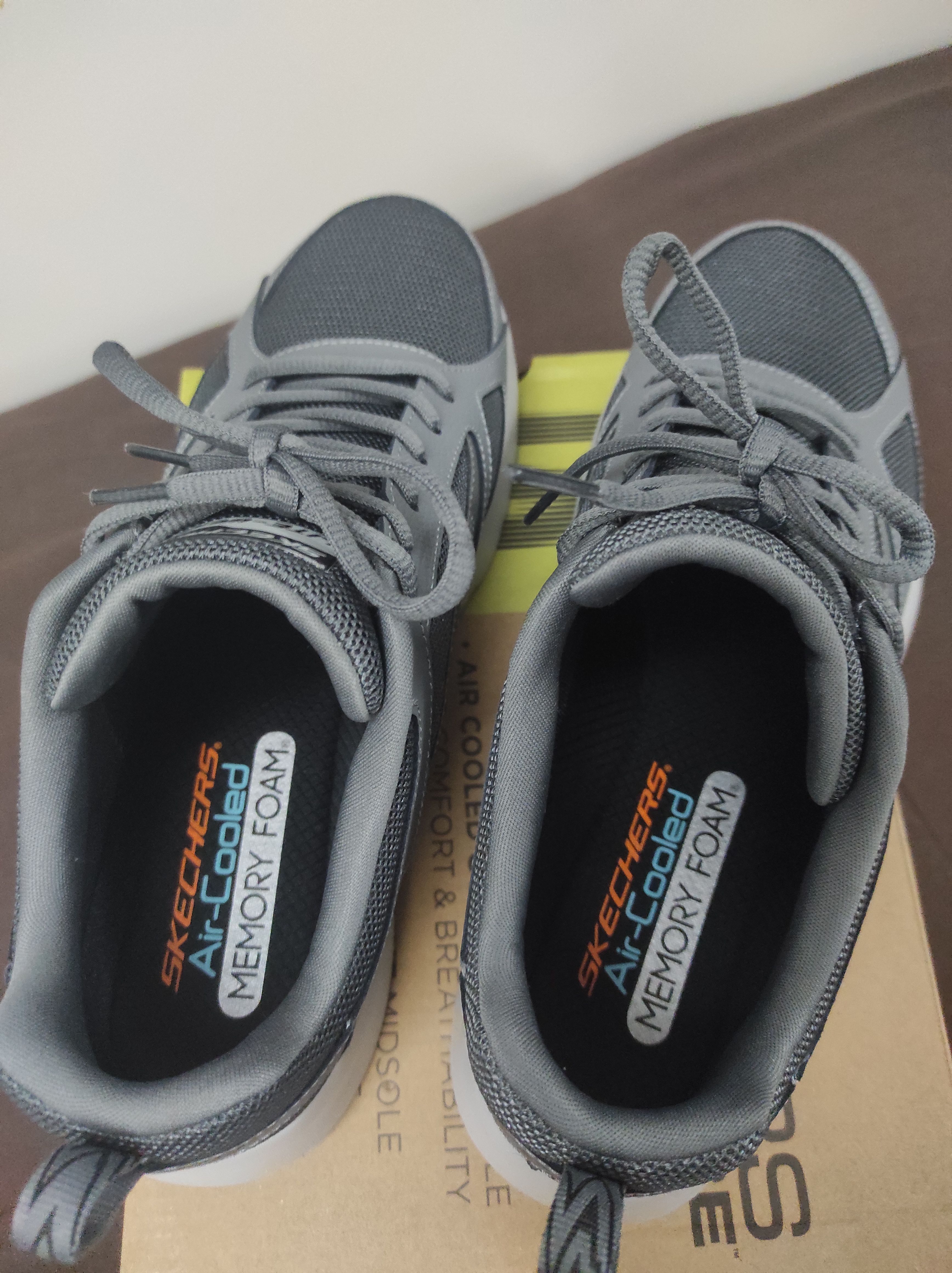 کفش پیاده روی مردانه اسکیچرز Skechers اورجینال 58363TK CCBK photo review