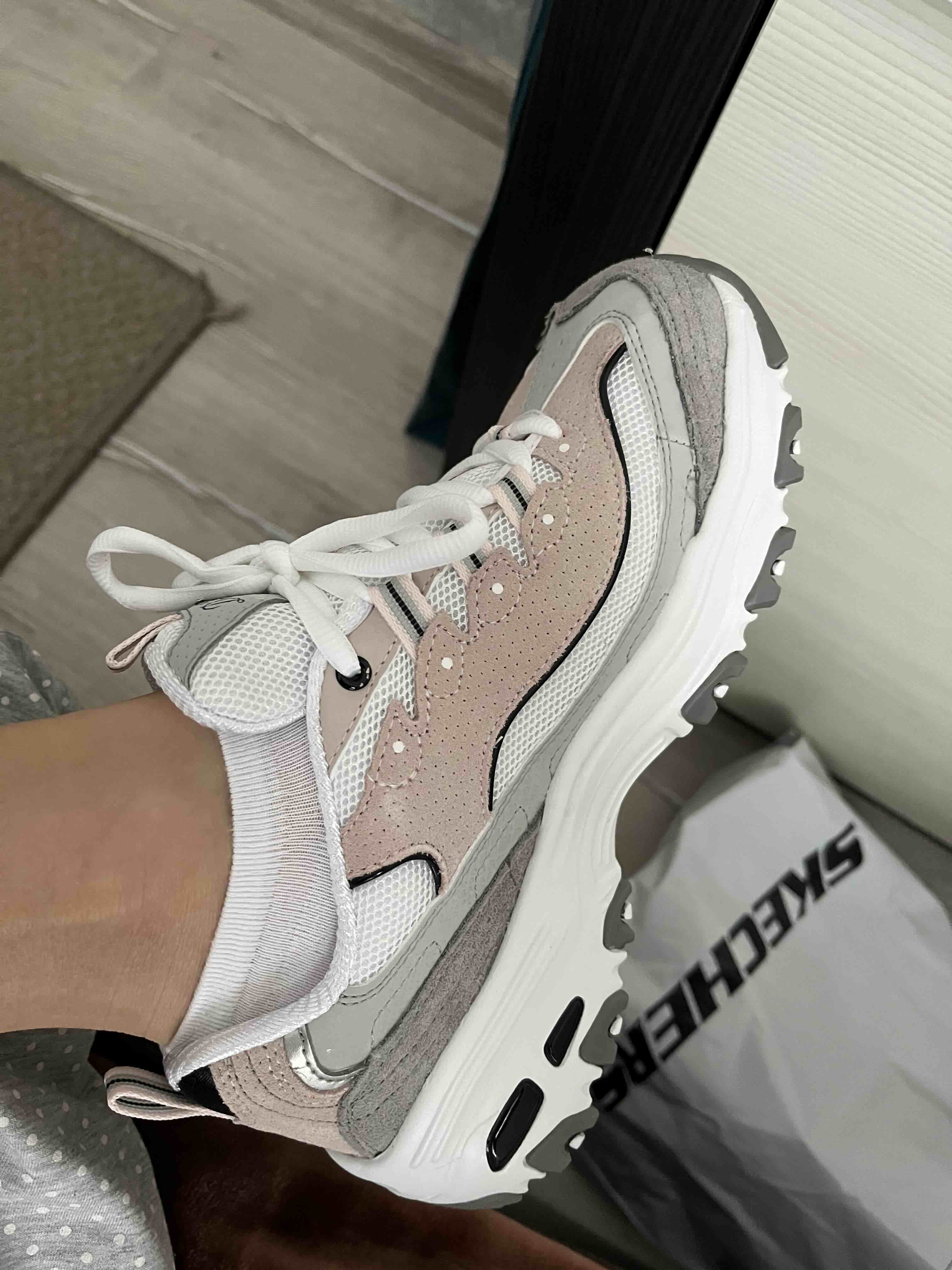 اسنیکر زنانه اسکیچرز Skechers اورجینال 13147WGPK photo review