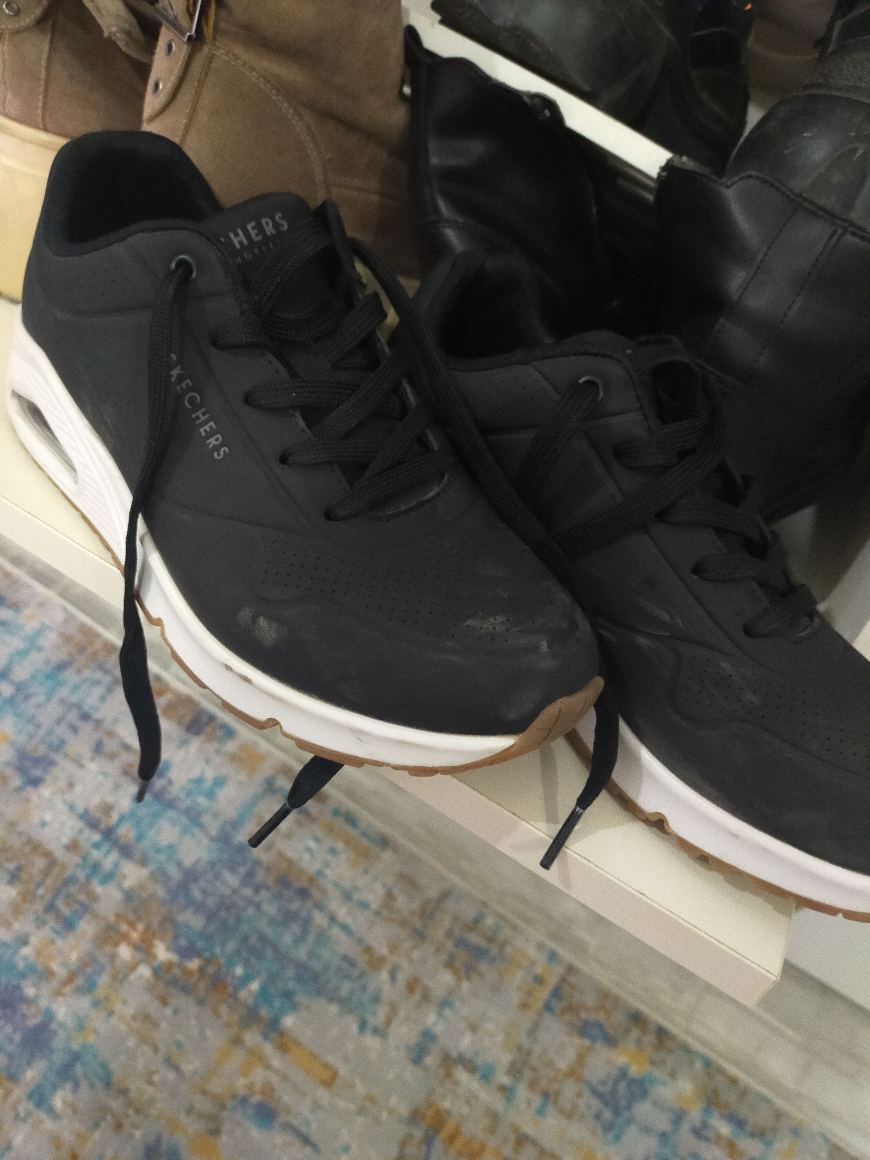 اسنیکر زنانه اسکیچرز Skechers اورجینال 73690 BLK photo review