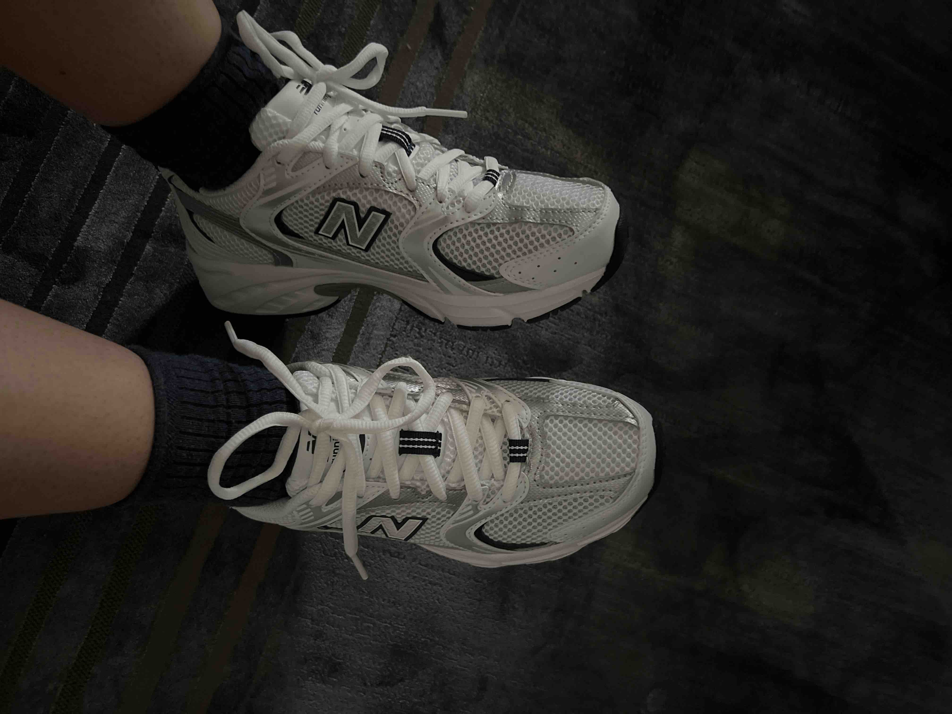 اسنیکر زنانه نیوبالانس New Balance اورجینال MR530SG photo review