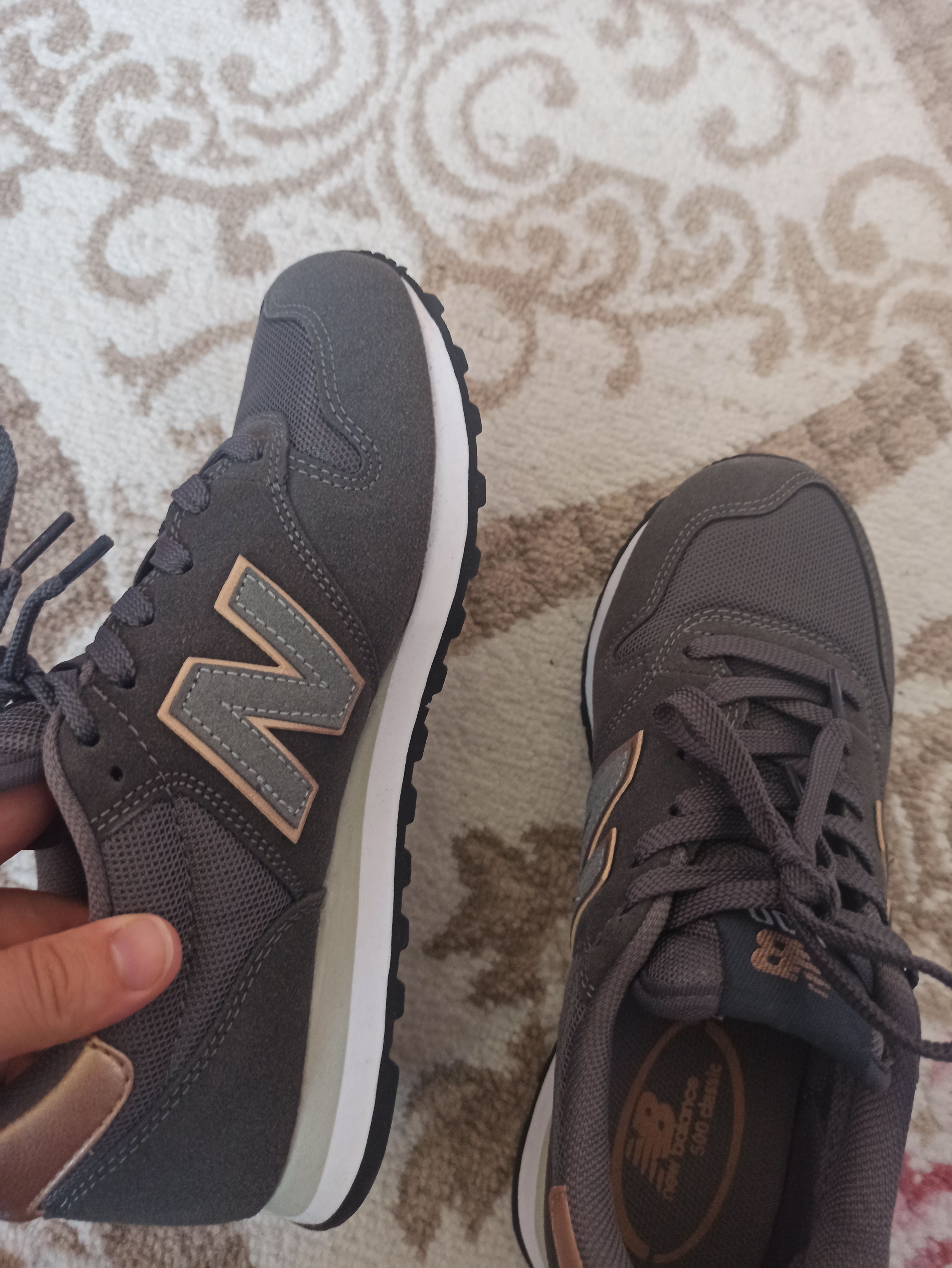 کفش پیاده روی زنانه نیوبالانس New Balance اورجینال GW500TSG-Gri-v3 photo review