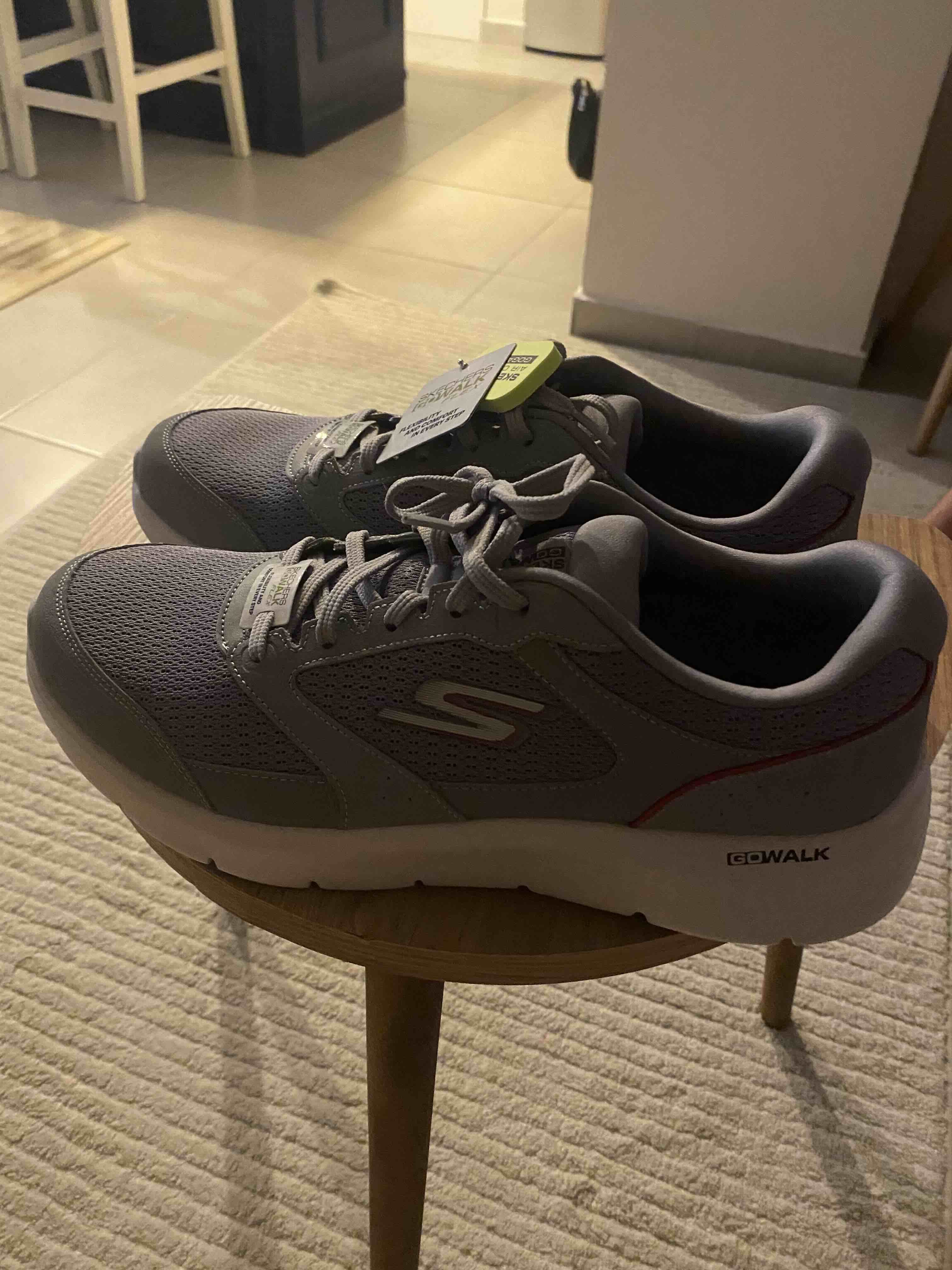 کفش پیاده روی مردانه اسکیچرز Skechers اورجینال 216480 GRY photo review