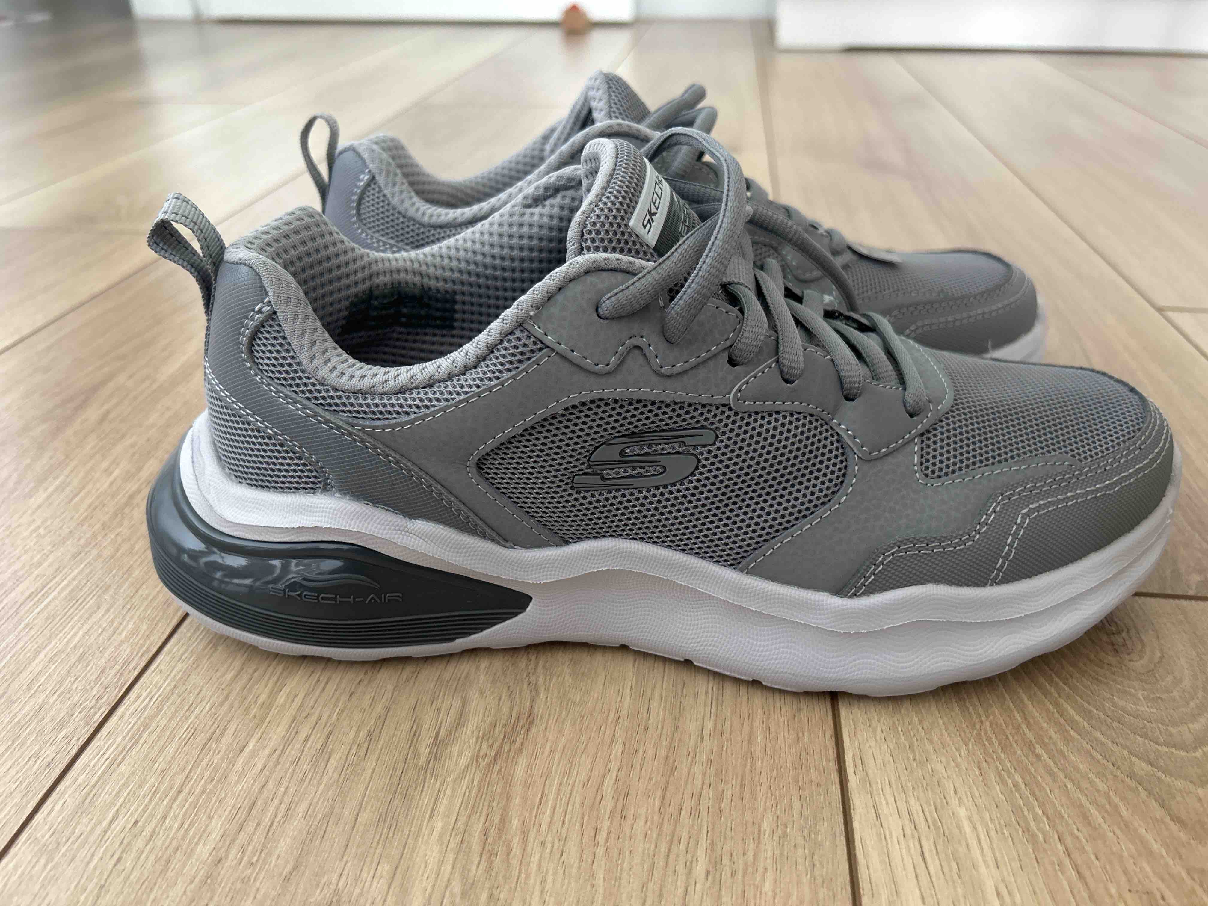 کفش پیاده روی مردانه اسکیچرز Skechers اورجینال 232560 GRY photo review