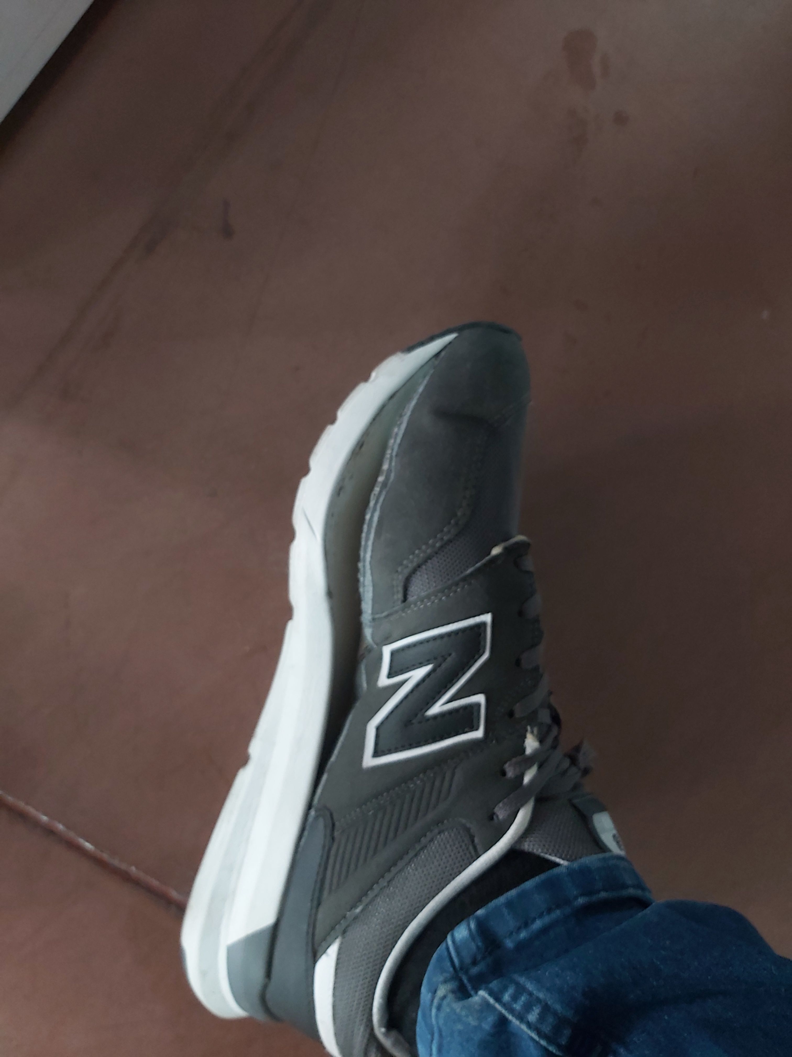 کفش پیاده روی مردانه نیوبالانس New Balance اورجینال MS009BTC photo review