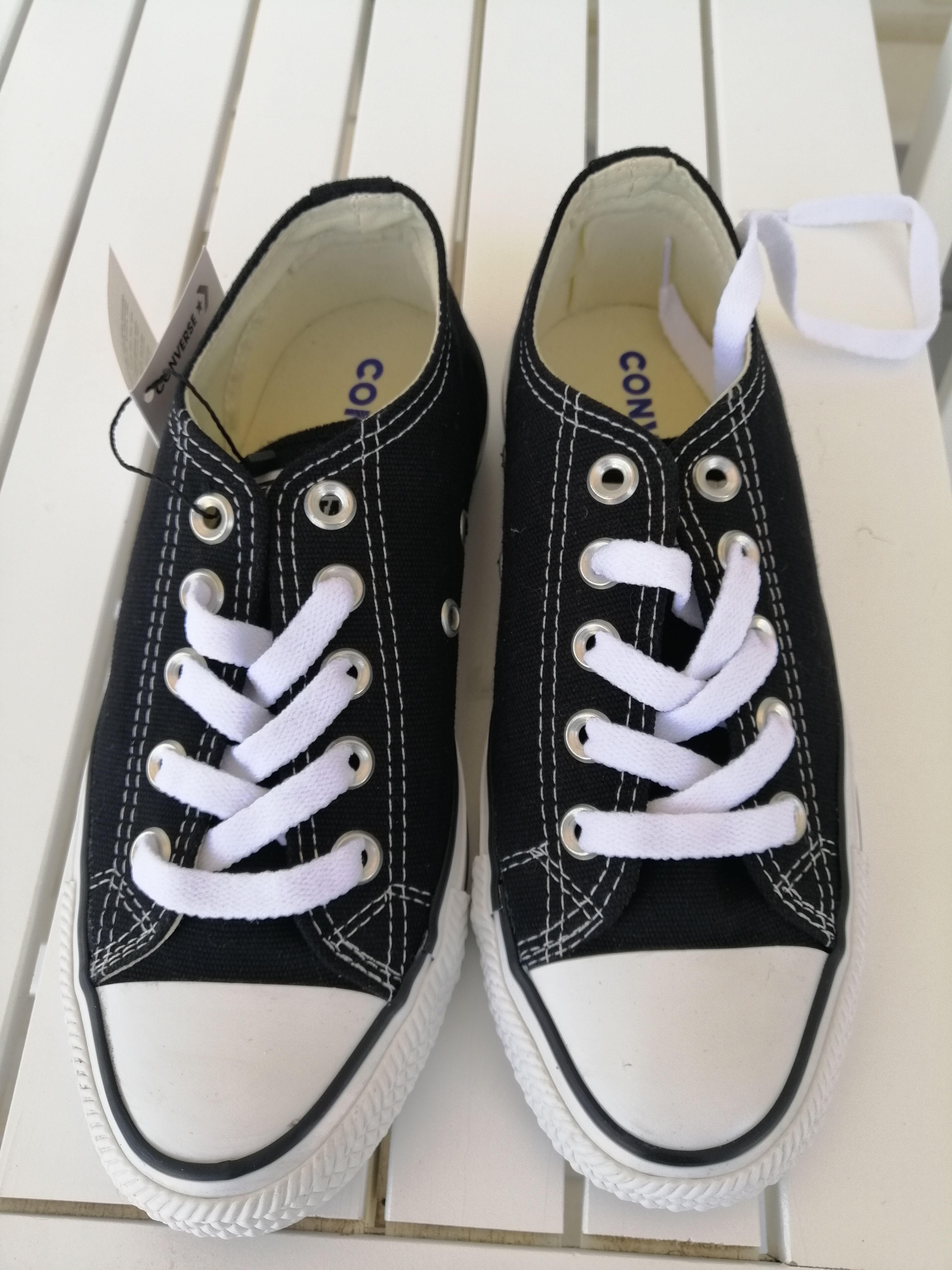 اسنیکر زنانه کانورس Converse اورجینال Chuck Taylor All Star M9166C photo review