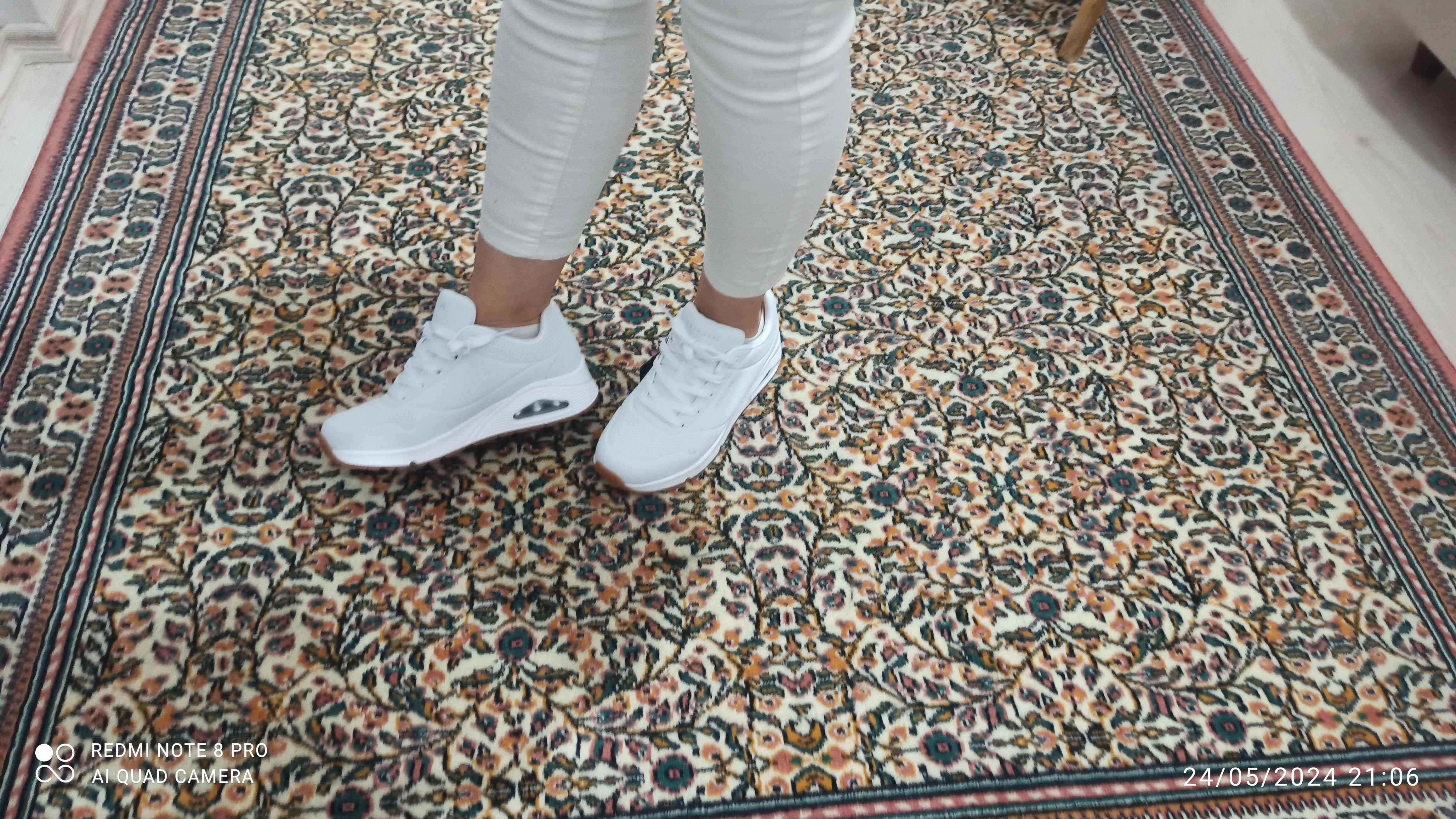 اسنیکر زنانه اسکیچرز Skechers اورجینال 73690 WHT photo review