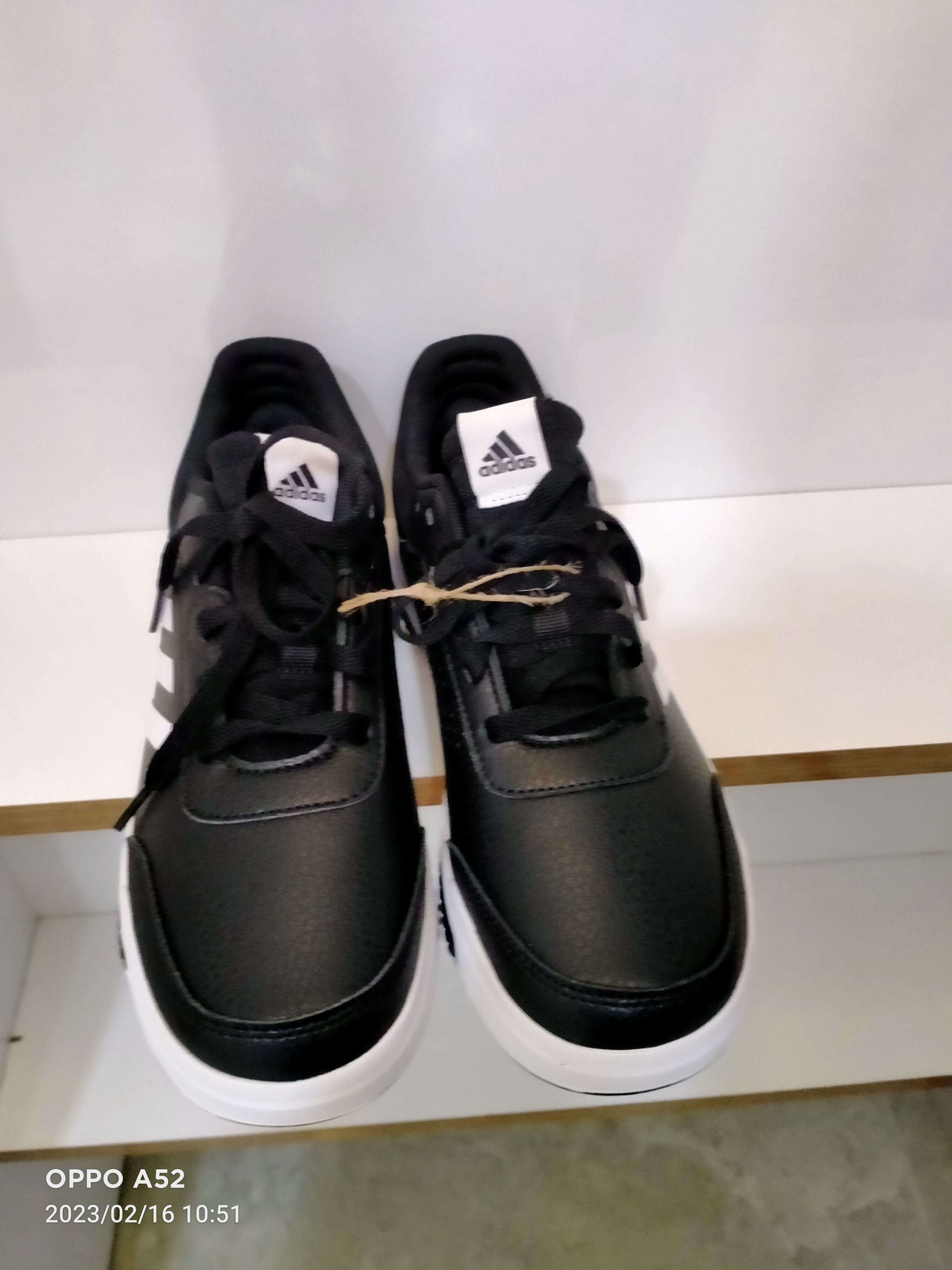 اسنیکر پسرانه – دخترانه آدیداس adidas اورجینال GW6425 photo review