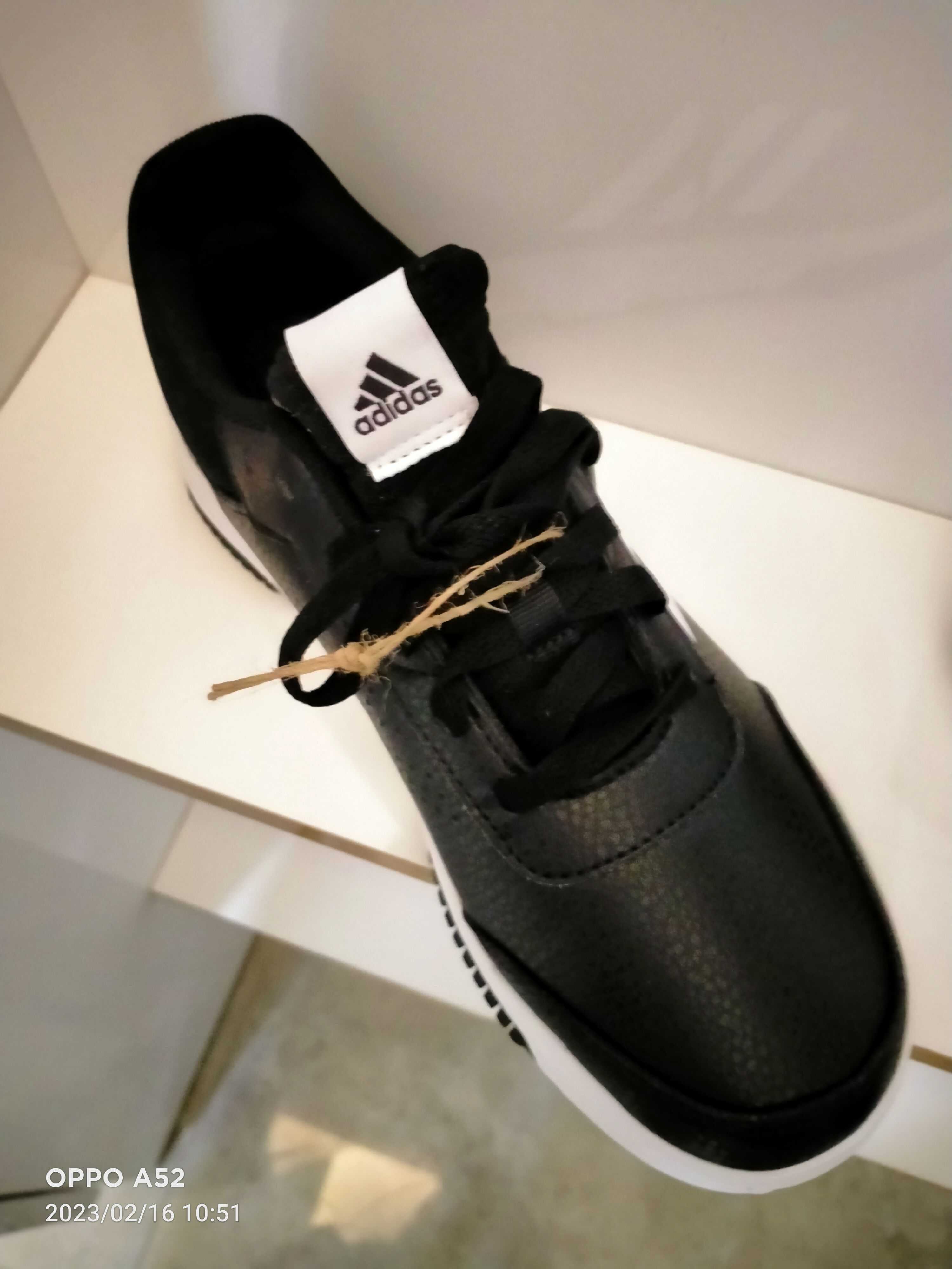 اسنیکر پسرانه – دخترانه آدیداس adidas اورجینال GW6425 photo review