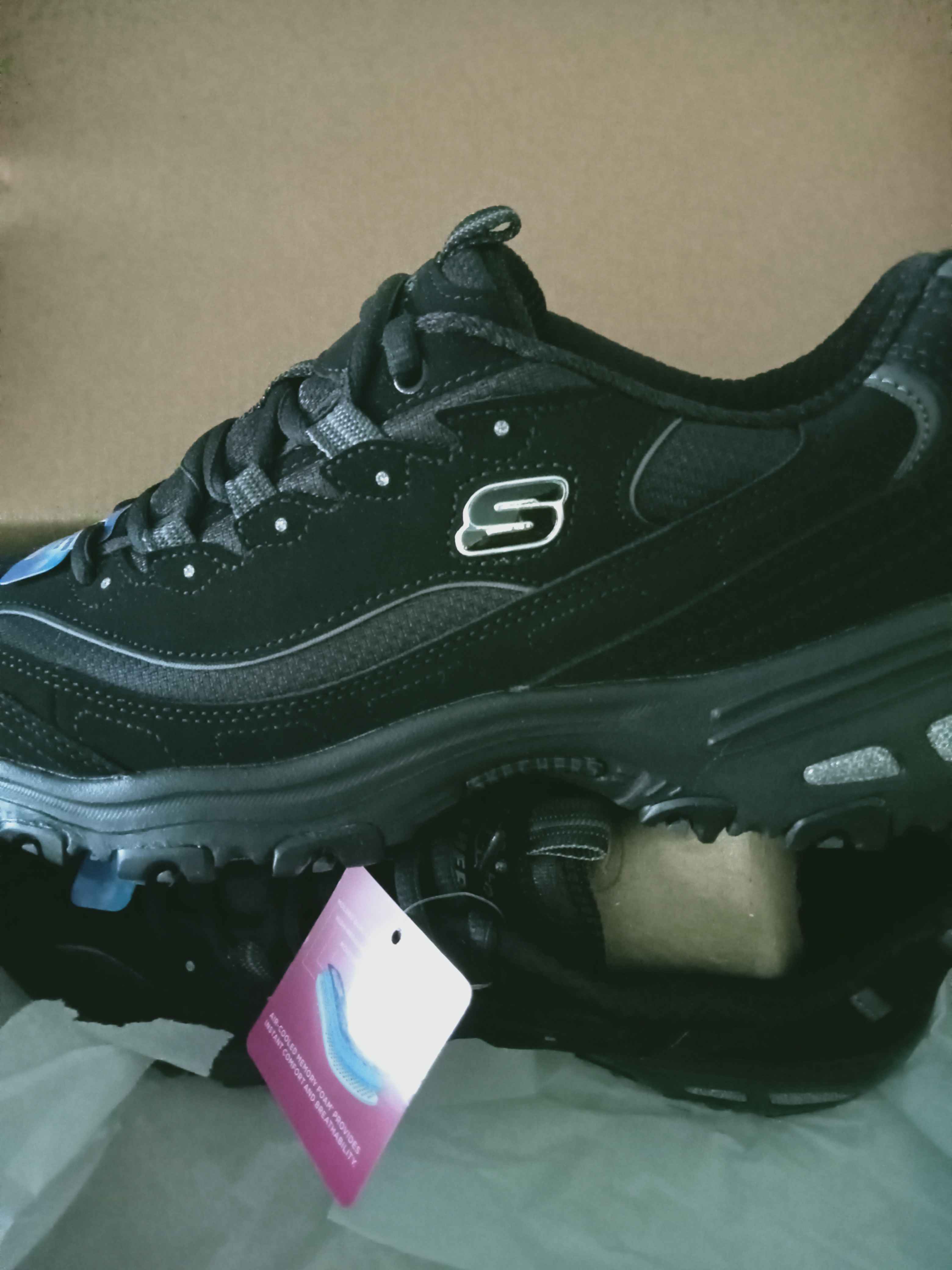 کفش پیاده روی زنانه اسکیچرز Skechers اورجینال 11930 photo review