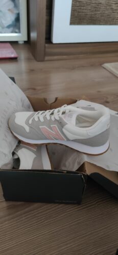 اسنیکر زنانه نیوبالانس New Balance اورجینال GW500ILP photo review