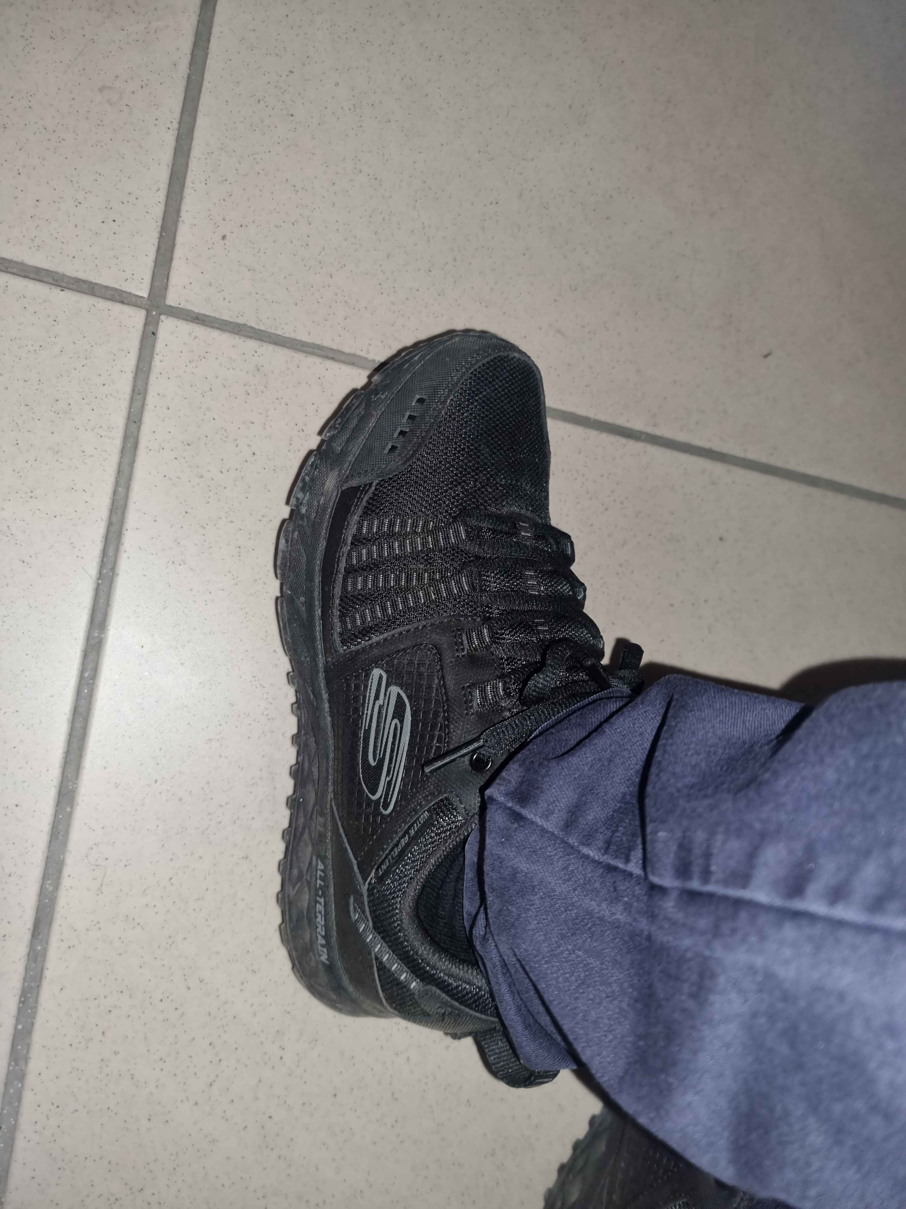 کفش پیاده روی مردانه اسکیچرز Skechers اورجینال 51591BBK photo review