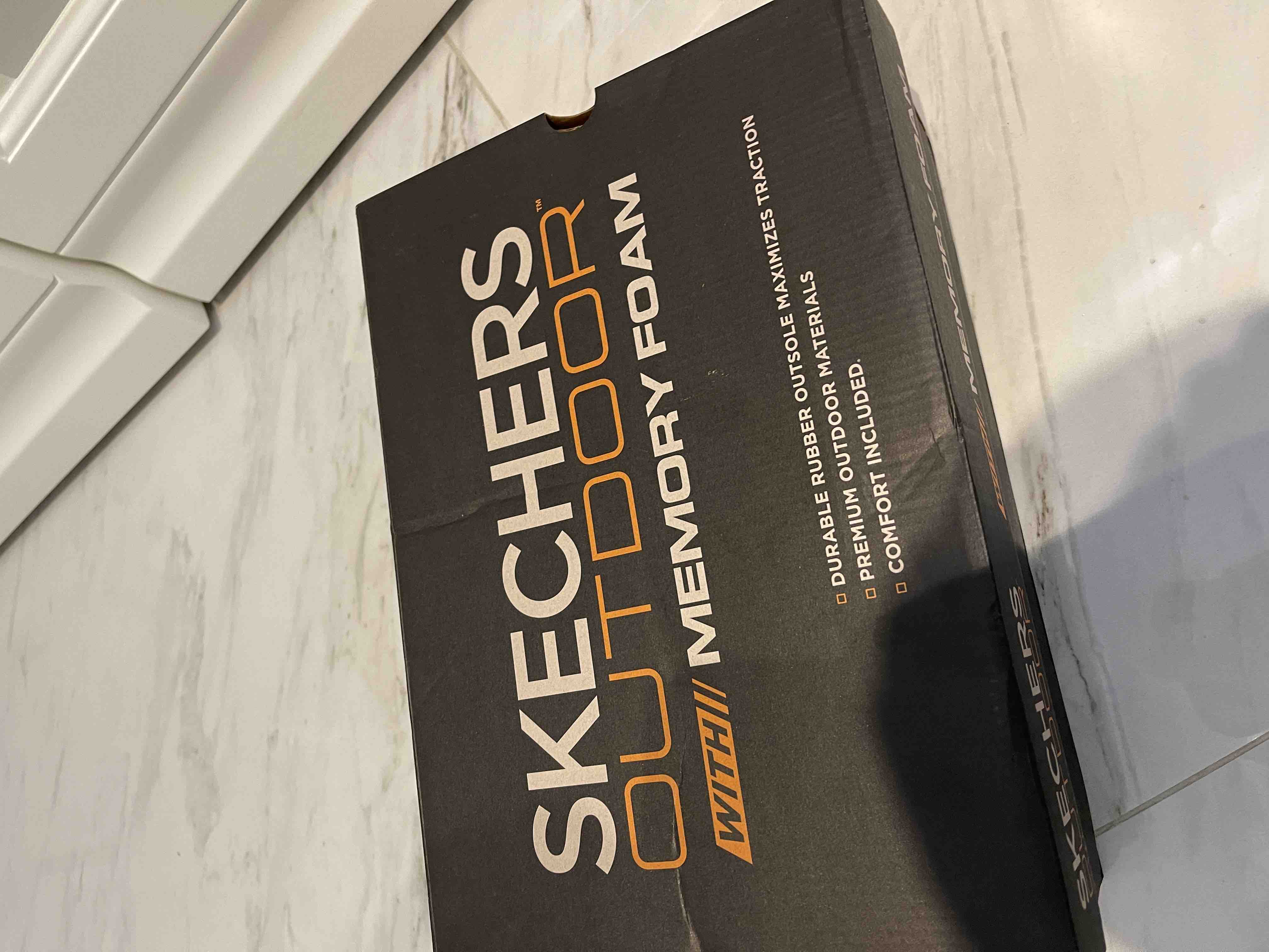 کفش بیرونی مردانه اسکیچرز Skechers اورجینال 237348 BBK photo review