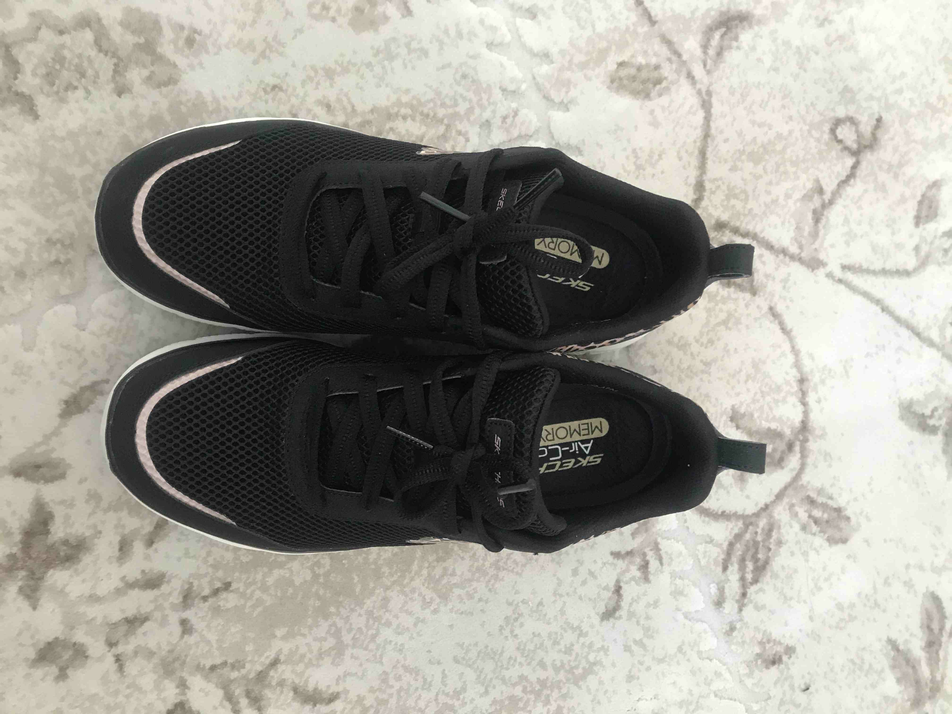 کتانی تمرین و دویدن زنانه اسکیچرز Skechers اورجینال 149576 BKLD photo review