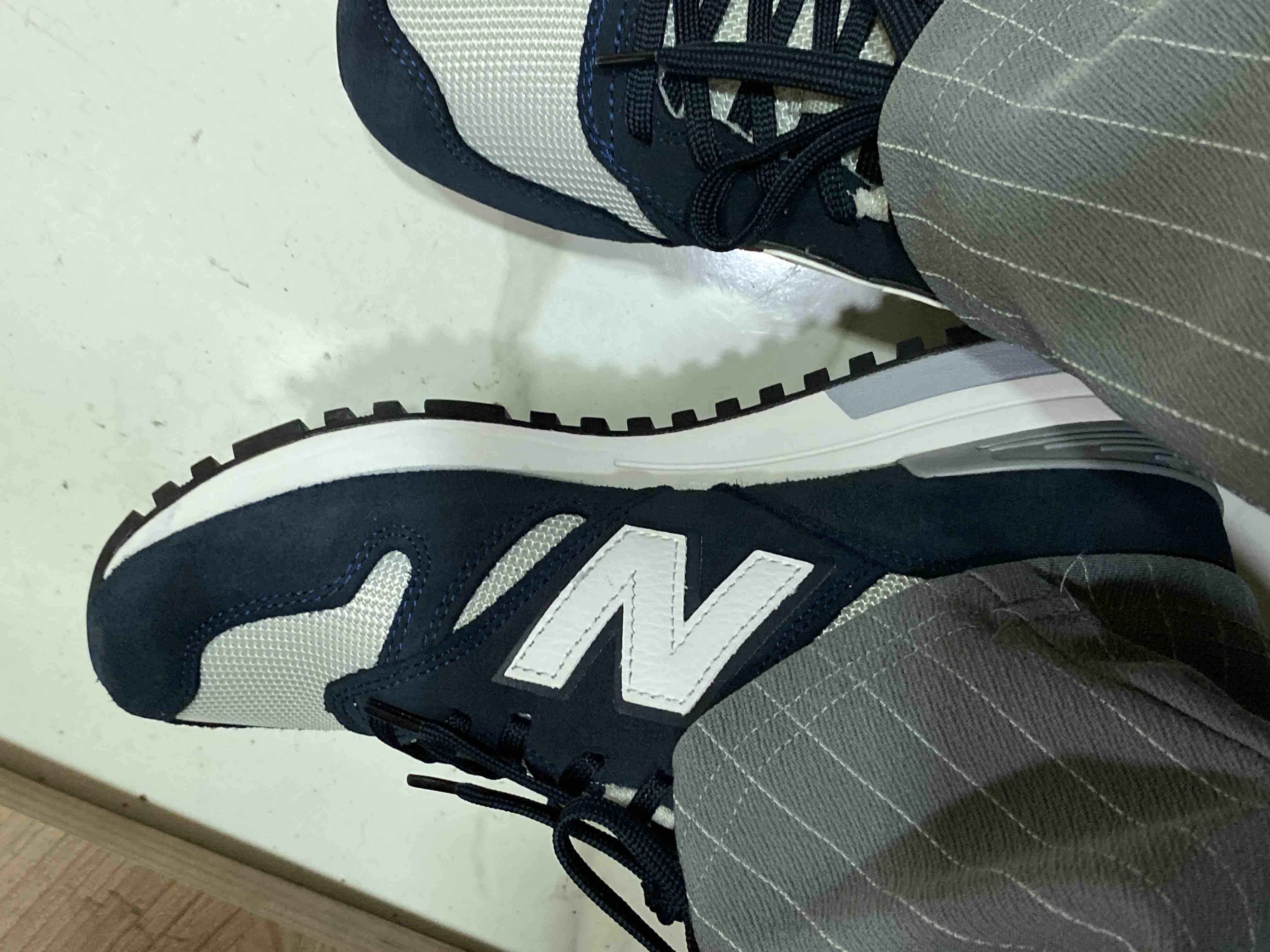 اسنیکر زنانه نیوبالانس New Balance اورجینال WL565GNV photo review